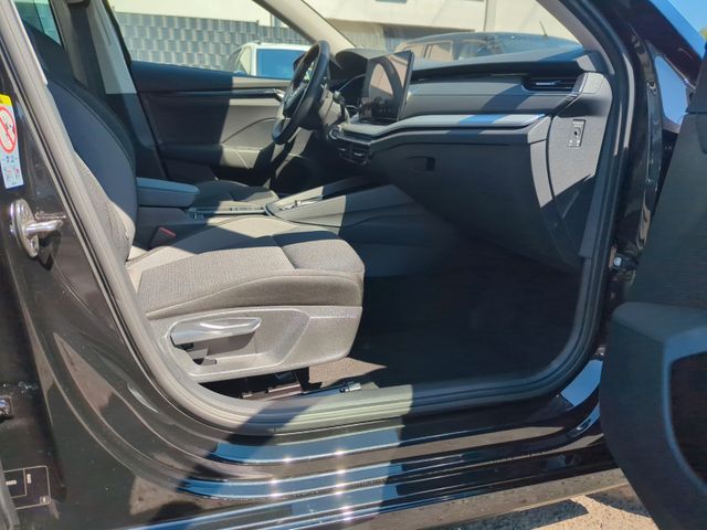 Octavia Combi 2.0 TDI  Selection DSG *KAMERA*3-Z