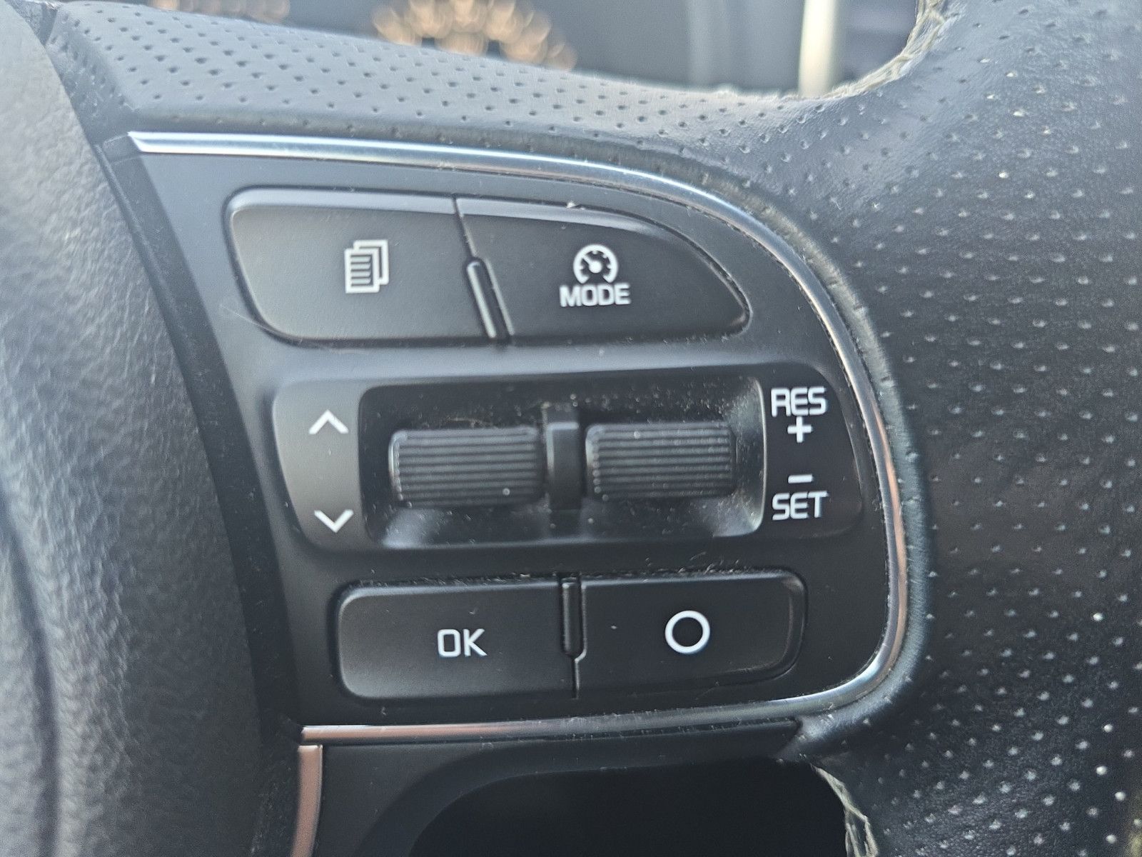 Fahrzeugabbildung Kia Sportage GT-Line 4WD AUTOMATIK LEDER KAMERA AHK