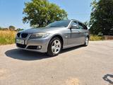BMW 318D Touring - Spacegrau Metallic - BMW 318