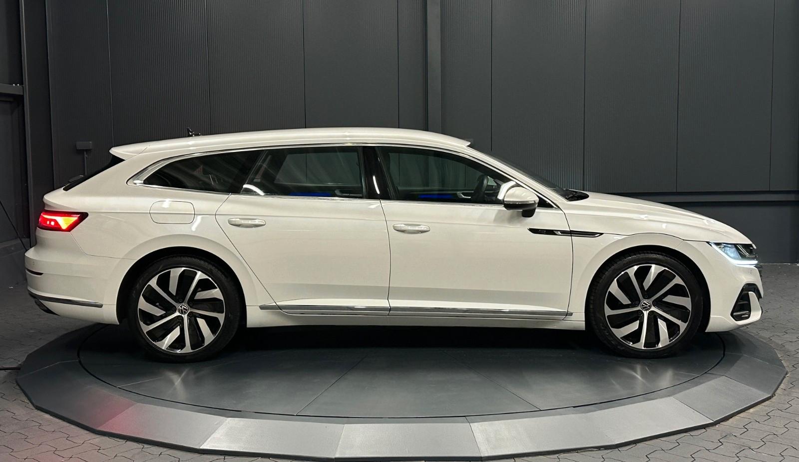 Volkswagen Arteon Shooting Brake R-Line 4Motion*19Zoll*DCC*