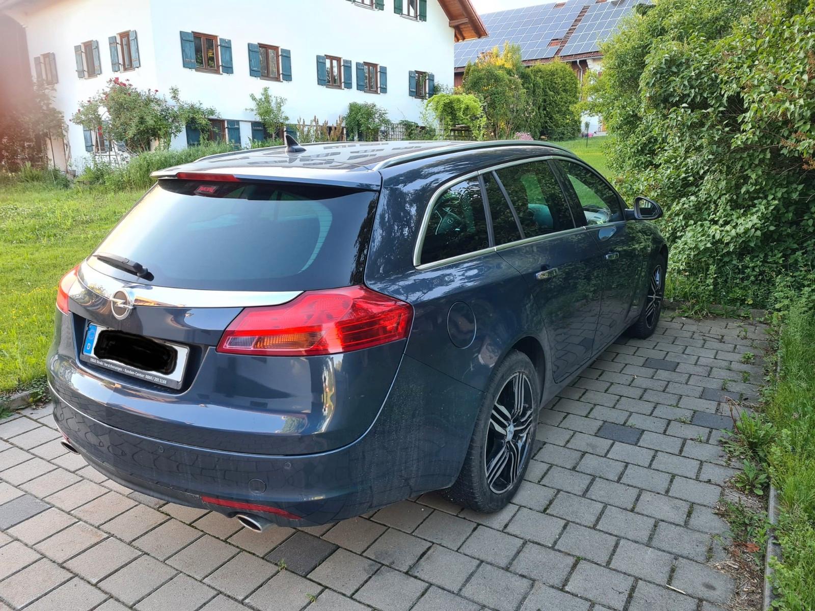 Opel Insignia 2009 — engine 2.792 cm³, 260 HP (191kW)