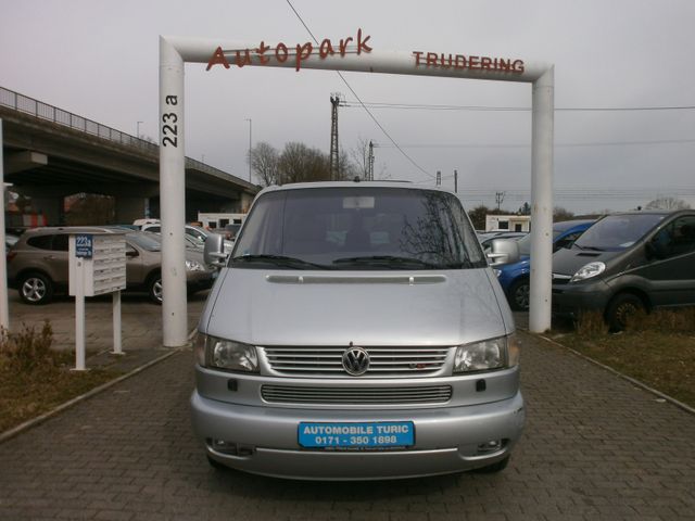 Volkswagen T4 Caravelle 2,8-l-Otto V6 Automatik