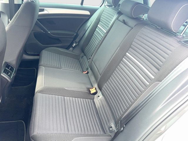 Golf VII CUP 1.2 TSI 6GANG SHZ NSW KLIMA PDC ALU