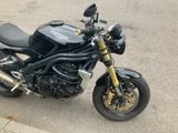 Triumph Speed Triple 1050 - Angebote entsprechen deinen Suchkriterien