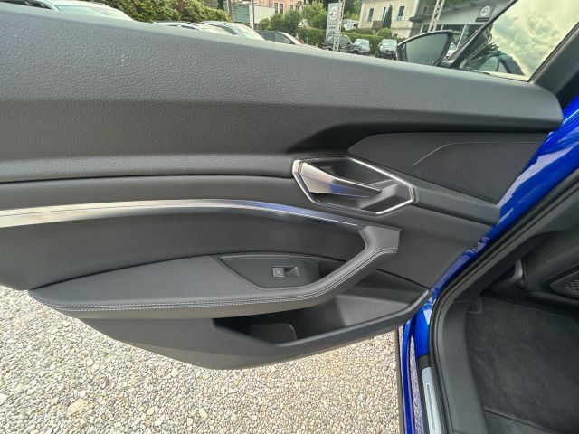 Audi Q8 e-tron - Bild 24
