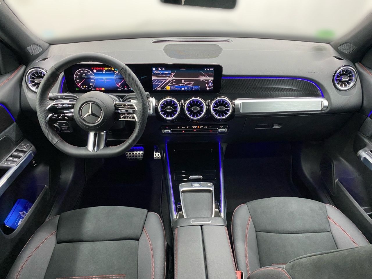 Mercedes-Benz GLB 220 d 4Matic AMG+360°+AHK+HANDS-FREE+DISTR foto 11