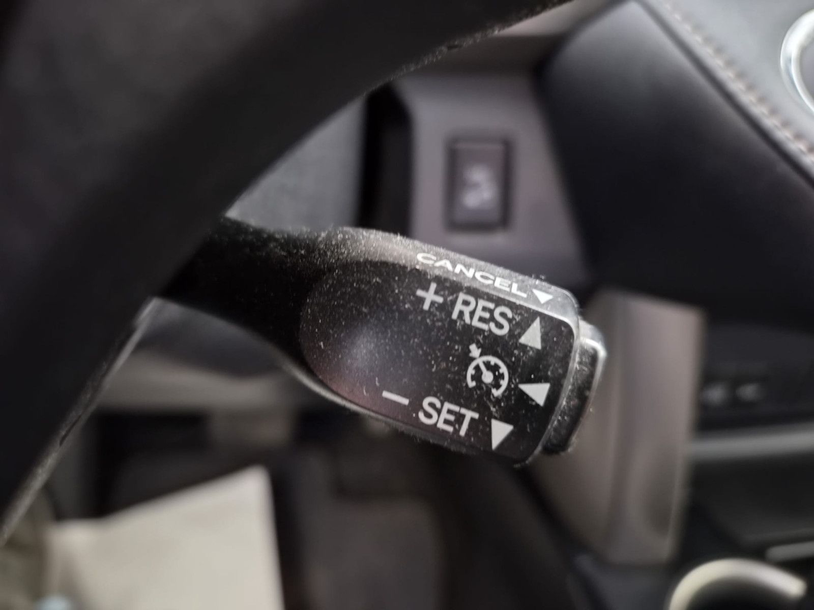 Fahrzeugabbildung Toyota RAV 4 2,0-l-VVT-i Comfort Auto 4x4
