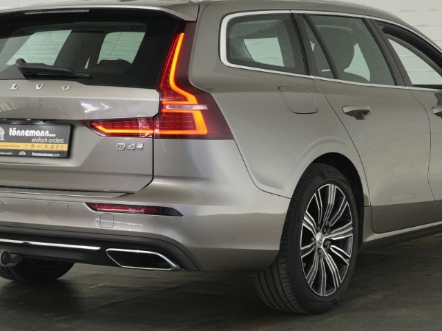V60 KOMBI INSCRIPTION D AT+AHK+NAVI+LED-SCHEINWE