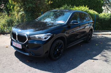 BMW X1 sDrive18i/Autom Sport/Nav/Klima/SHZ/PDC/Alu18