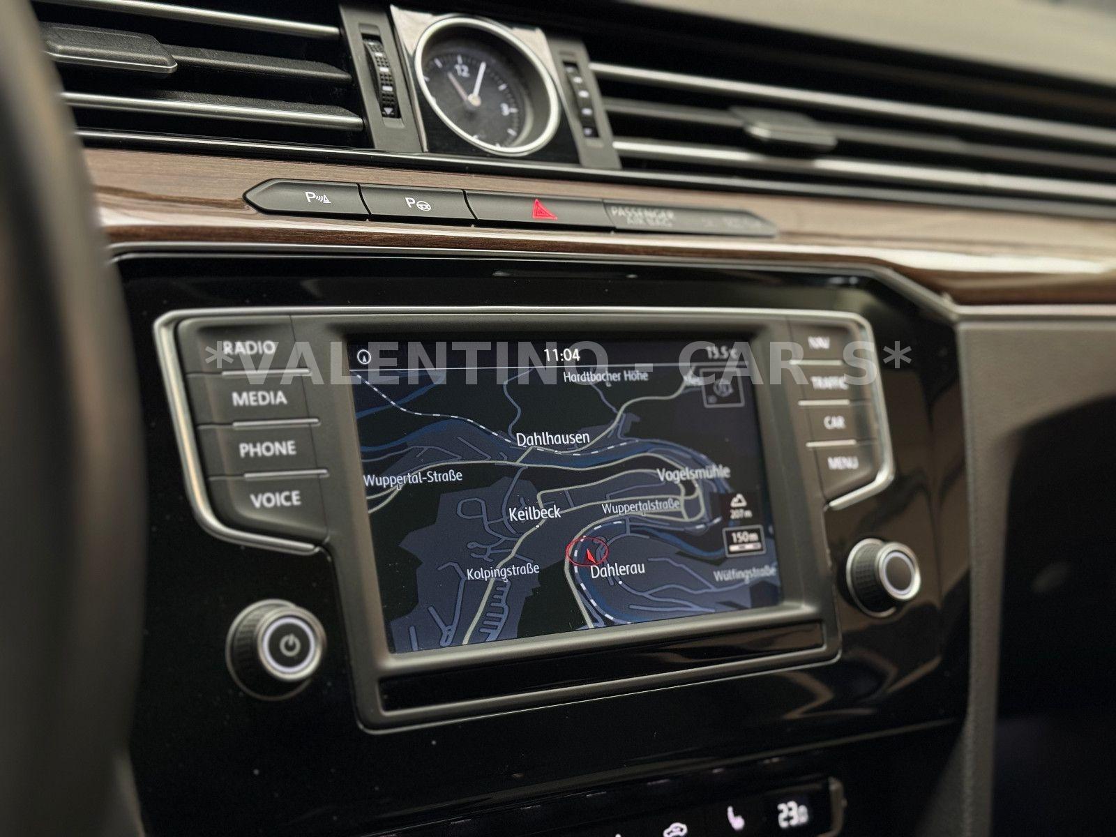 Volkswagen Passat Variant Highline Navi/Shz/ACC/Ahk/Kamera