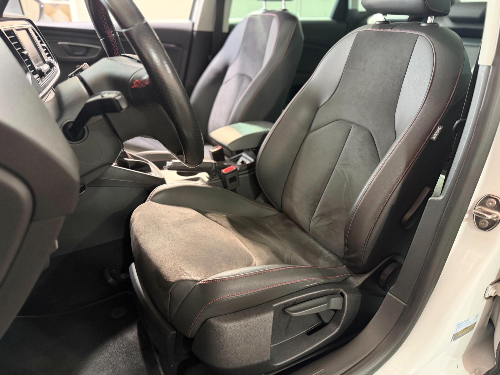 Seat Leon ST FR DSG Panorama PDC Navi