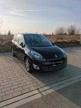 Renault Grand Scenic Bose Edition TCe 130 Bose Edition - Renault Grand Scenic aus 2011