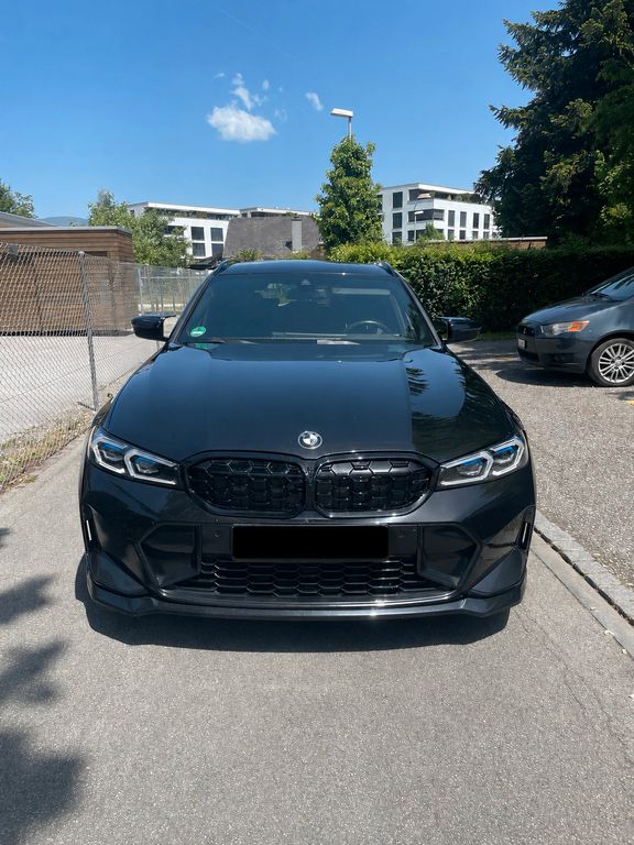 Image of BMW 320