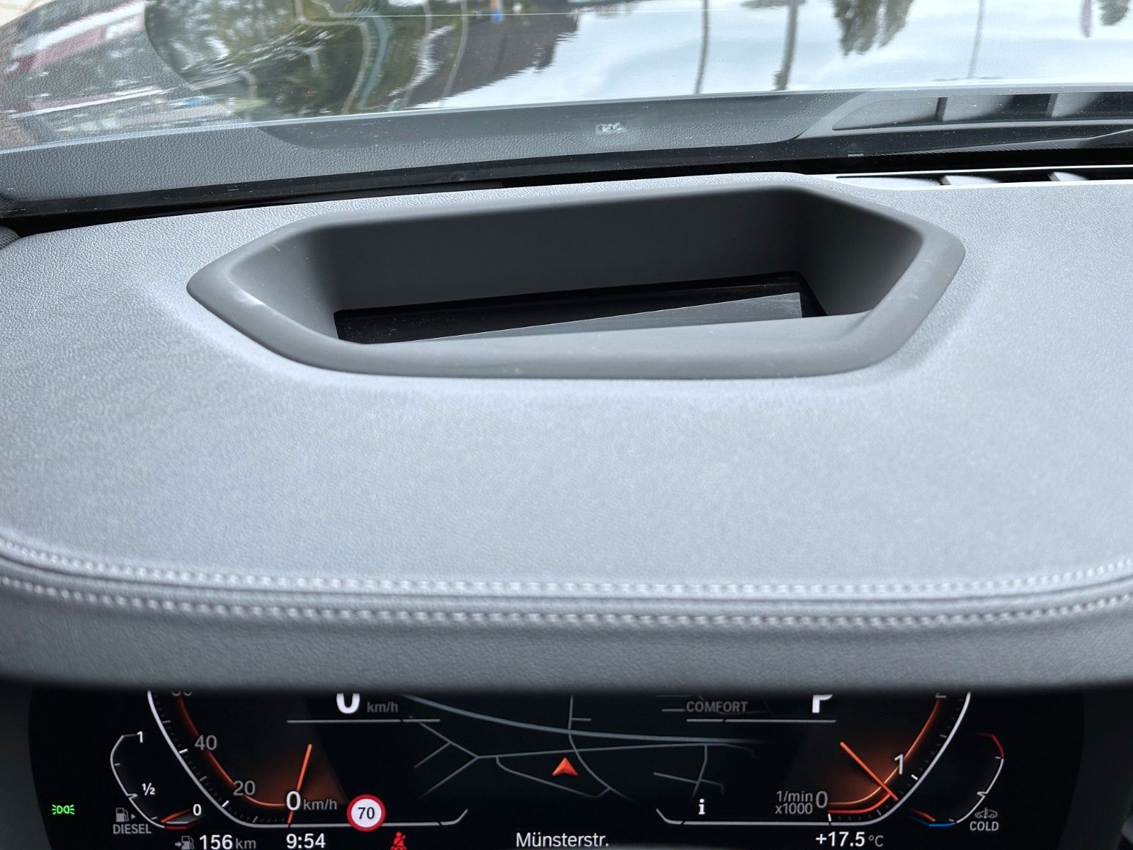 Fahrzeugabbildung BMW 530d M Sport*Pano*HuD*StzKlima*HK*DrvAsst+*Laser