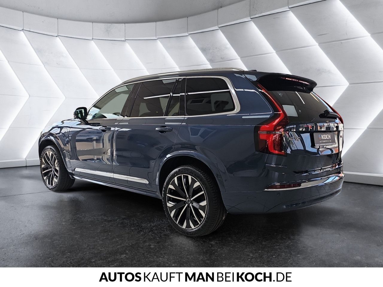 Volvo XC90 T8 AWD Plug-In Plus BLIS HUD PANO 360° H K foto 4