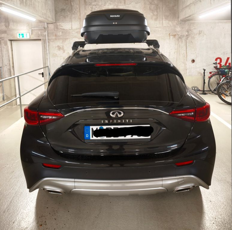 Image of Infiniti QX30