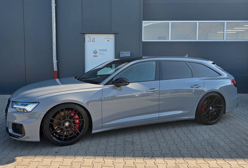 Image of Audi S6