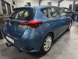 Toyota Auris Cool - Toyota Auris: Cool