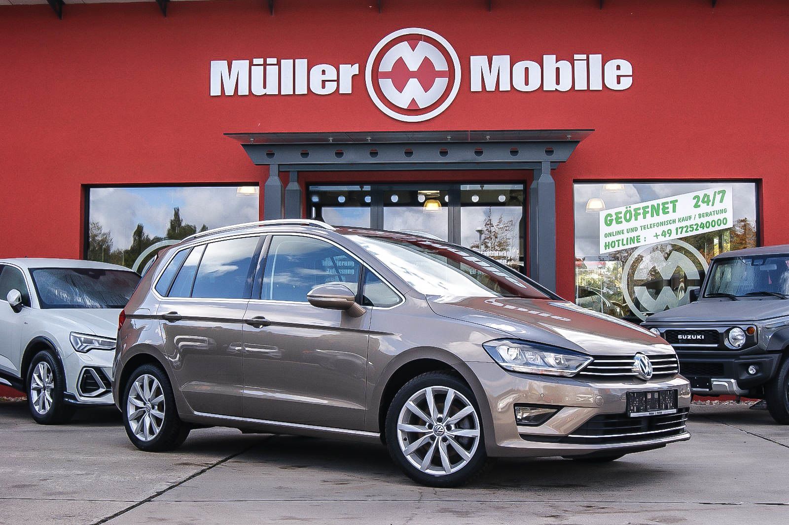 Fahrzeugabbildung Volkswagen Golf Sportsvan 14TSI DSG Highline AUTO XENON AHK