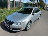 Volkswagen Passat Lim. Trendline, Alu,Vollcheckheftgepflegt - gebrauchte VW Passat aus dem Jahr 2005