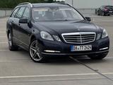 Mercedes-Benz E 250 CDI 4MATIC T BlueEFFICIENCY Autom. -