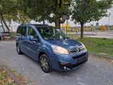 Citroën Berlingo Kombi Shine Automatik/ Navi / Euro 6 - blaue Citroën Berlingo