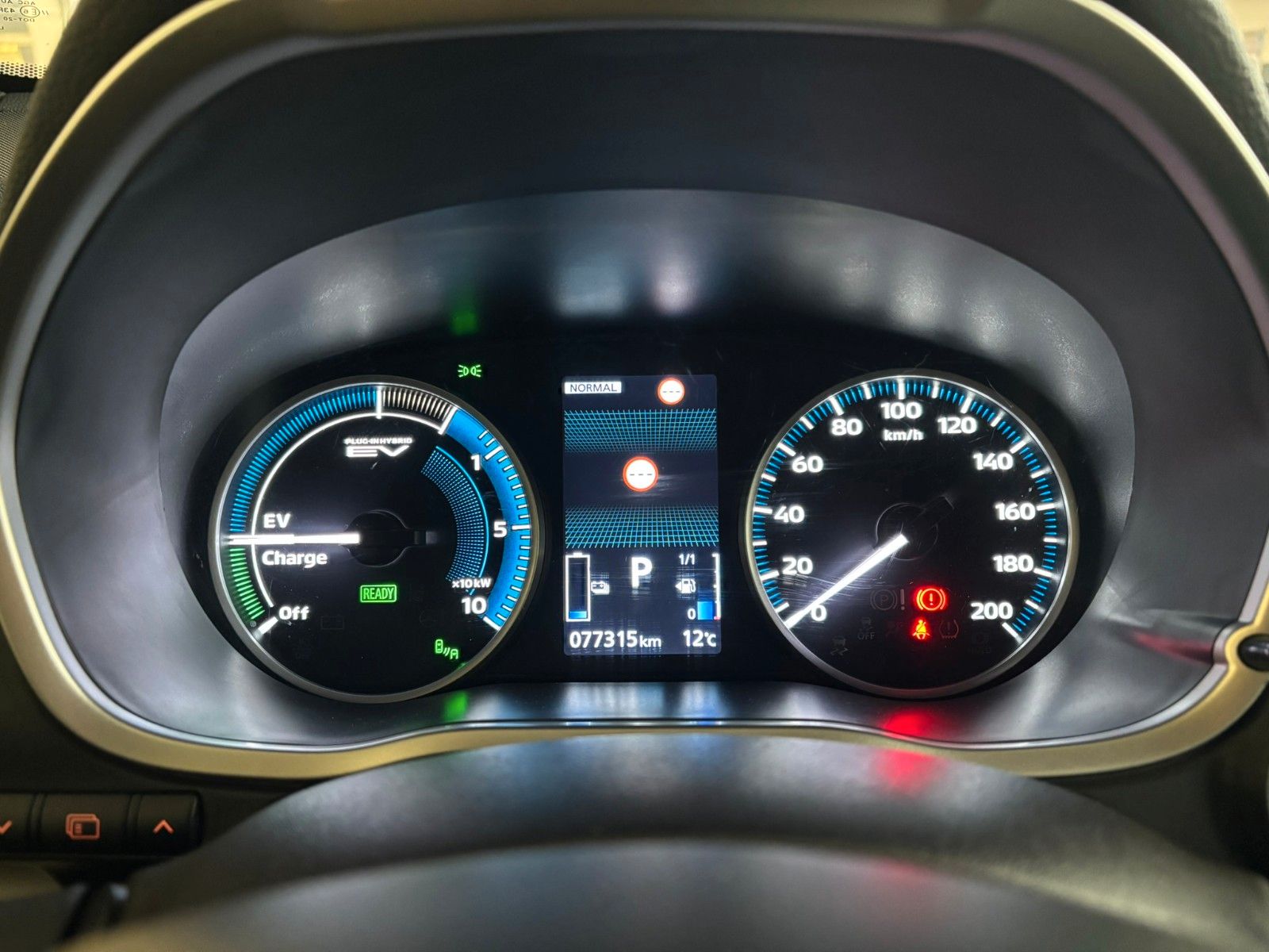 Fahrzeugabbildung Mitsubishi Eclipse Cross PHEV Select