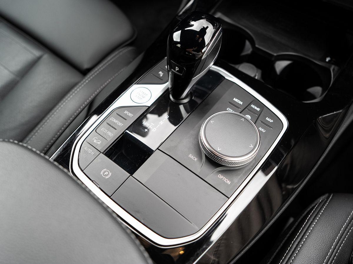 BMW X4 M40d AHK PANO ACC HuD H&K Sitzlüft KoZg 360°
