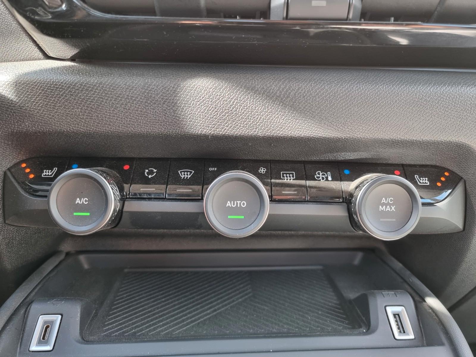 Citroën ë-C4 Feel Elektro *NAVI*DAB*SHZ*LHZ*PDC*KAMERA*