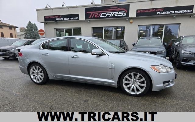 Jaguar JAGUAR XF 2.7D V6 Premium Luxury