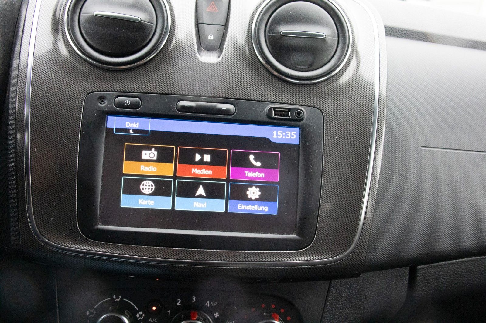 Fahrzeugabbildung Dacia Sandero II Stepway Prestige Navi*Tempo*Telefon