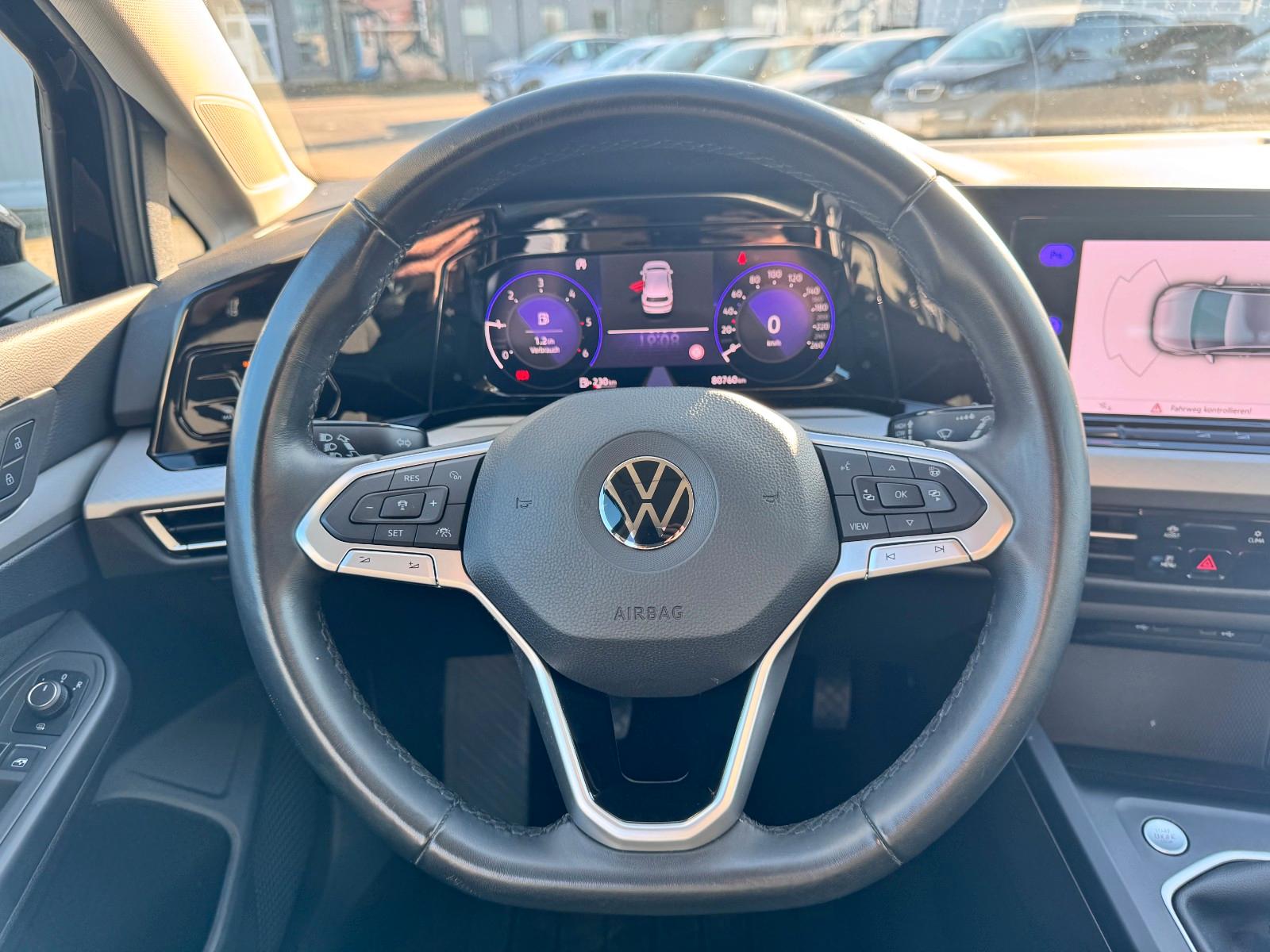 Volkswagen Golf VIII Lim. Life 2.0 TDI /LED/NAVI/AMBIENTE, миниатюра 10