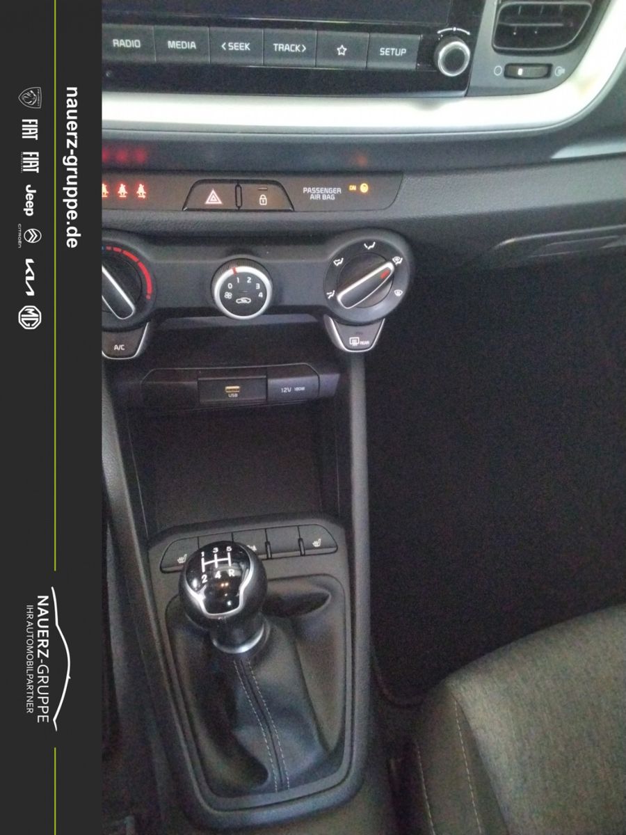 Fahrzeugabbildung Kia Stonic 1.2 Edition 7