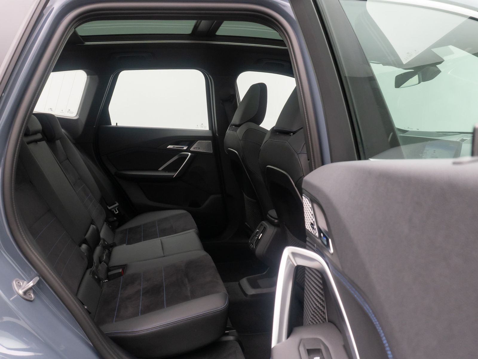 Fahrzeugabbildung BMW X1 xD23d M Sport 360&deg; HUD H/K AHK Panorama DAB