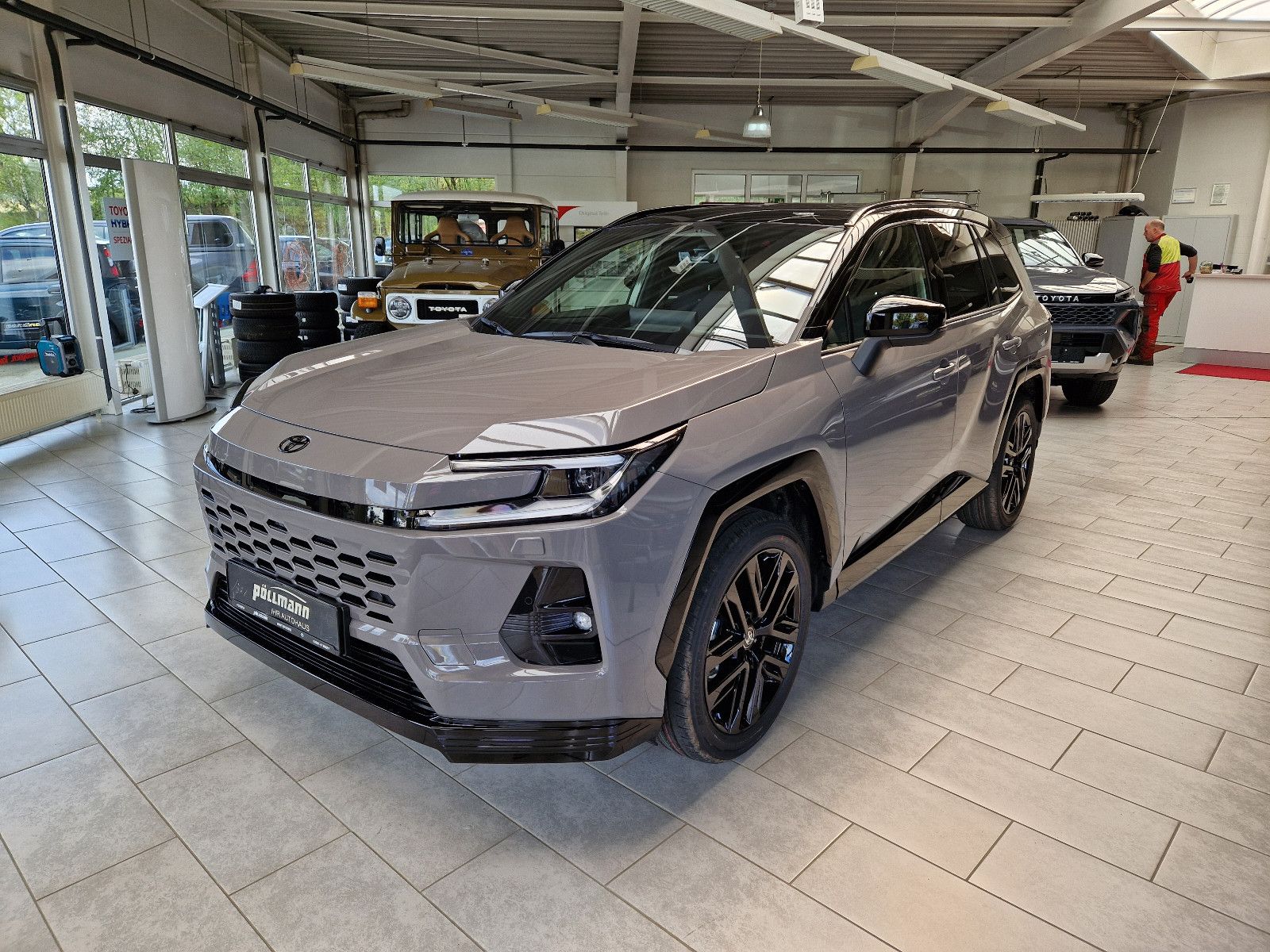 Toyota RAV 4 - 1