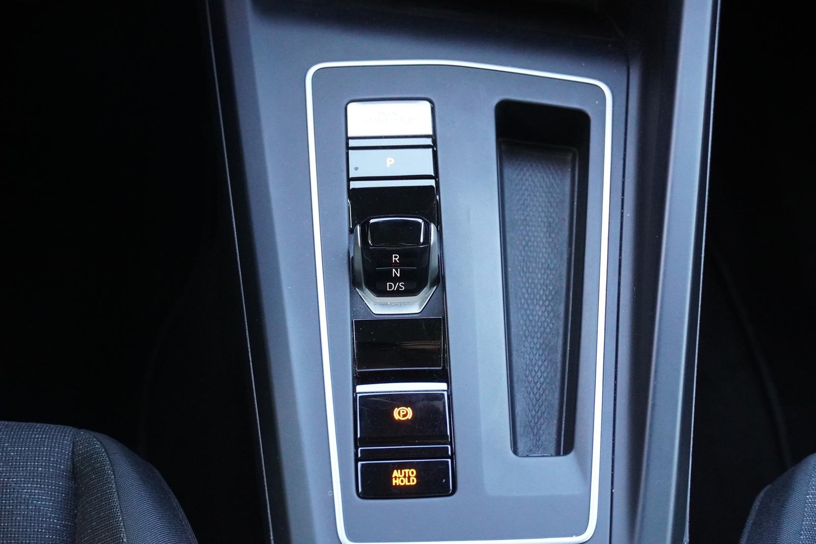 Volkswagen Golf VIII Variant 2.0 TDI DSG Life LED ACC Navi, миниатюра 23