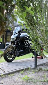 Ducati Diavel Carbon Black & White - viel Ausstattung  - DUCATI DIAVEL CARBON