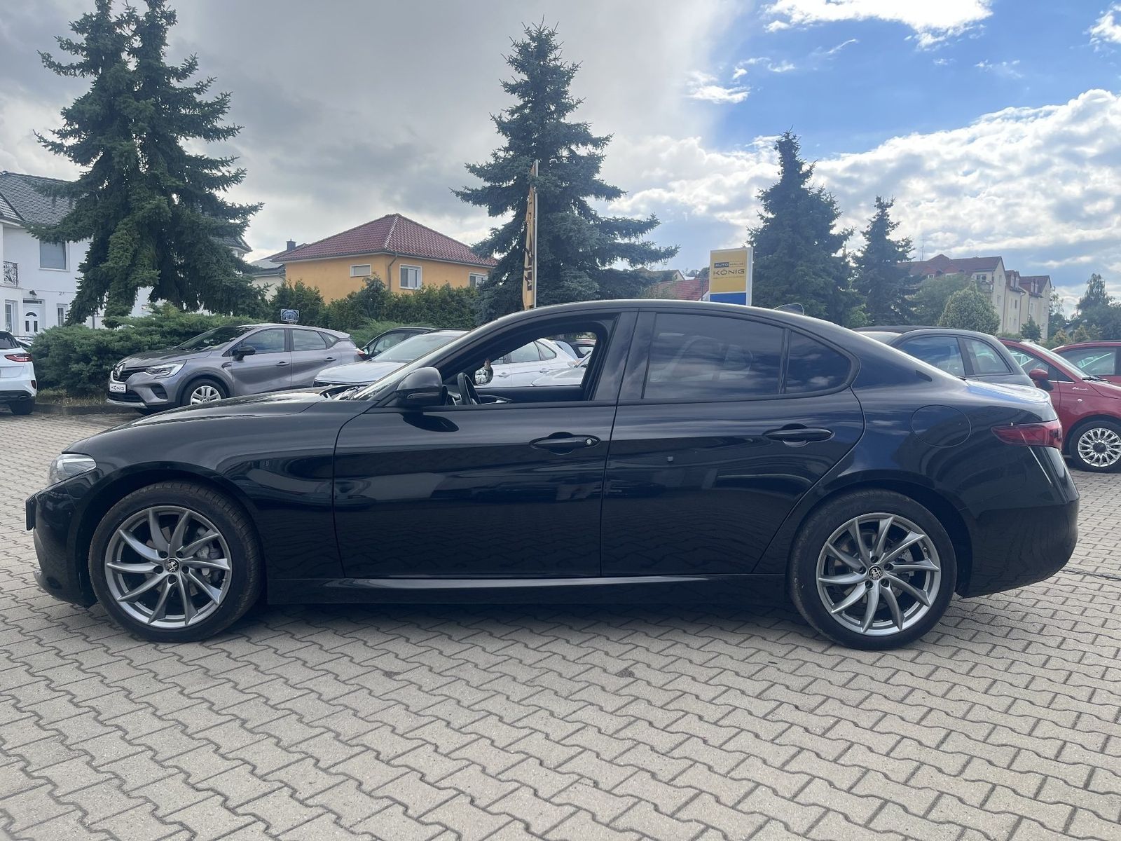 Alfa Romeo Giulia Sprint 2.0 Turbo 16V 200PS AT8 imagem 3