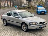 Volvo S60 2.5 Benzin Tüv 01/27 Zahnriemen... - gebrauchte Volvo S60 aus dem Jahr 2001