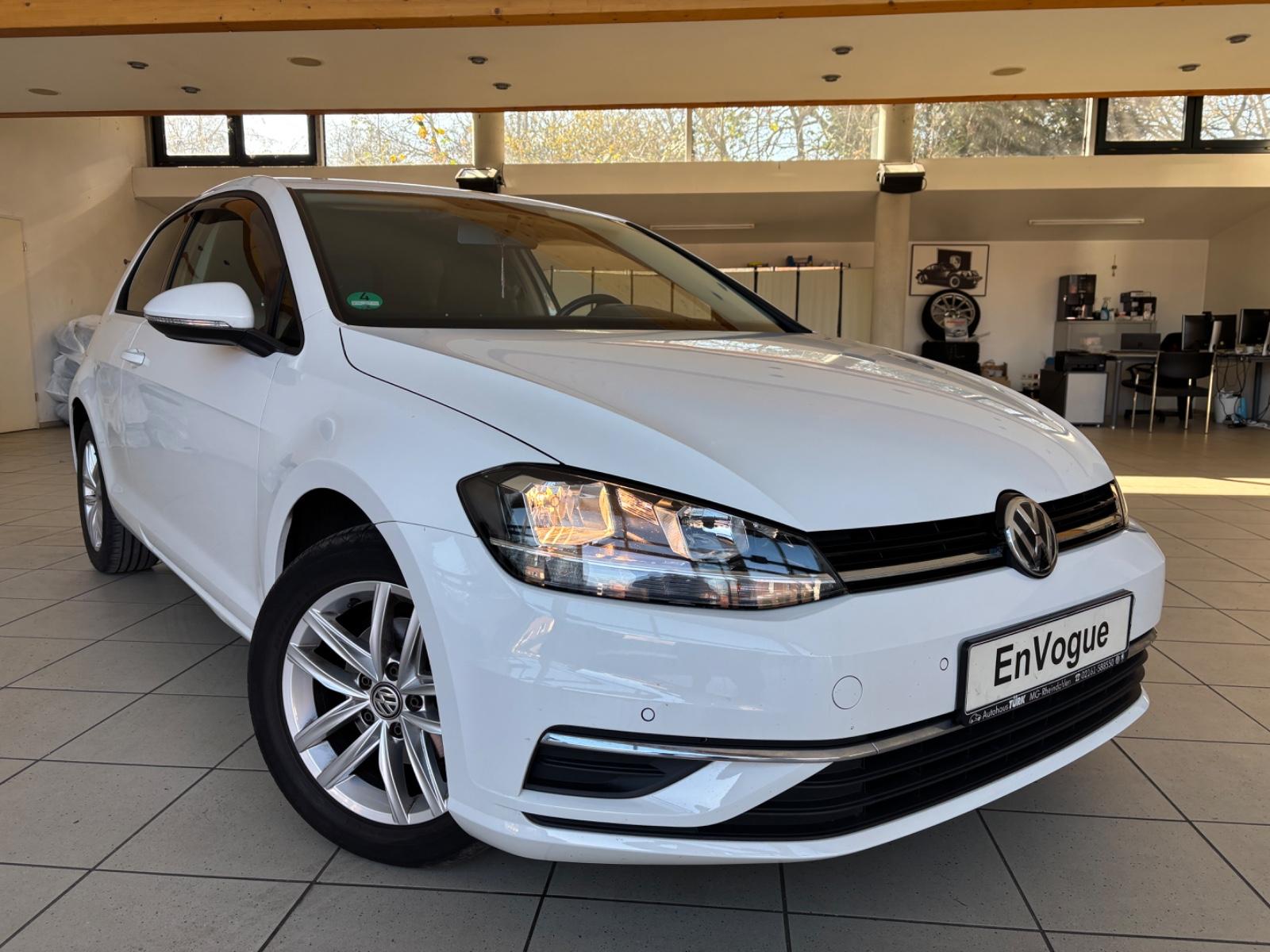 Volkswagen Golf VII Lim. Sportline BMT/Start-Stopp LED AHK.