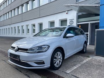 Volkswagen Golf - 3