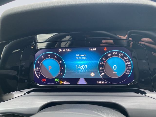 Golf Mildhybrid 1.5 eTSi 110kW DSG LED Navi Park