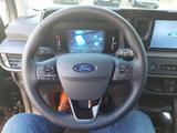 Ford Transit Courier Limited Automatic AHK - Ford Transit mit Benzin-Antrieb: Automatik