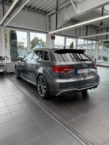 Audi S3 TFSI S tronic quattro Sportback S-Line LED 