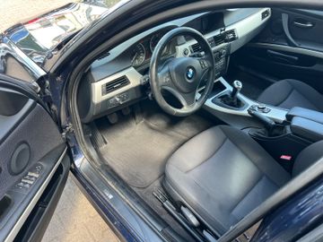 BMW 320 - 8