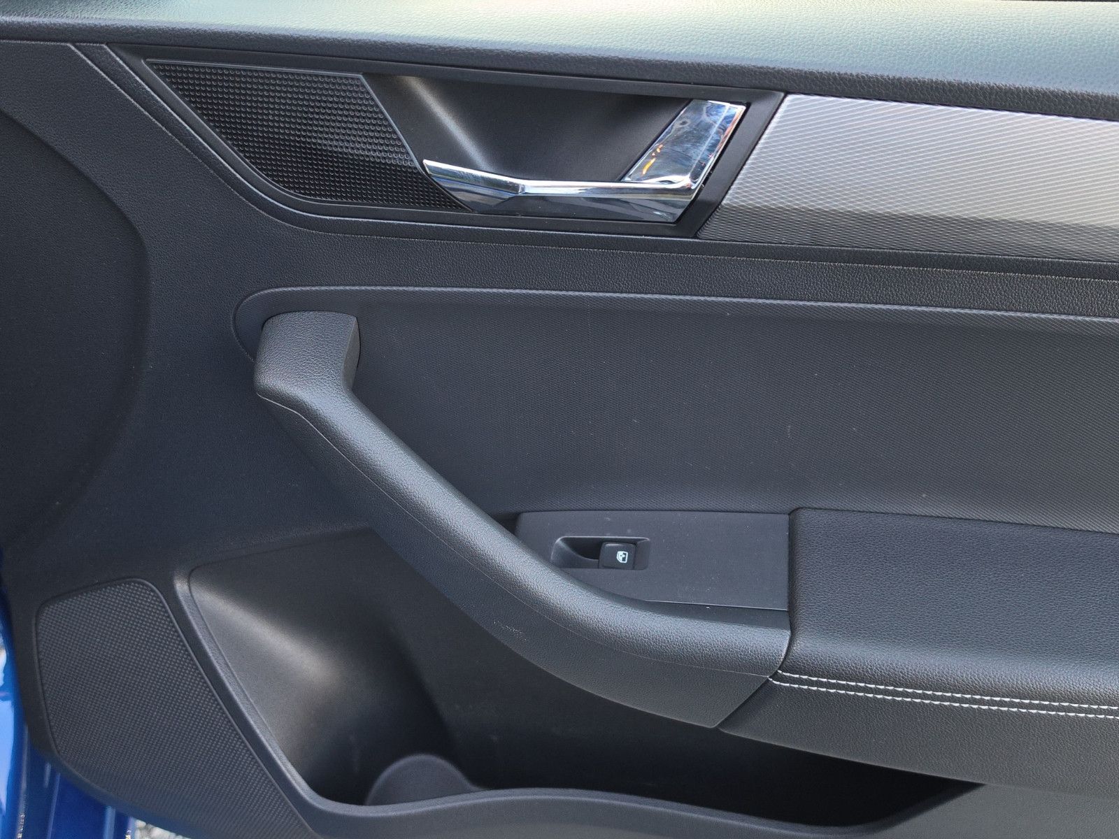 Fahrzeugabbildung SEAT Toledo Style TÜV SERVICE NEU
