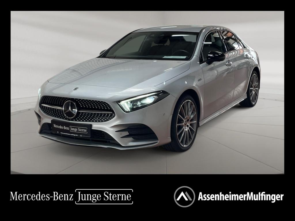 Mercedes-Benz A 250 e Limousine AMG AMG+MBUX+MBeam+Night+AHK