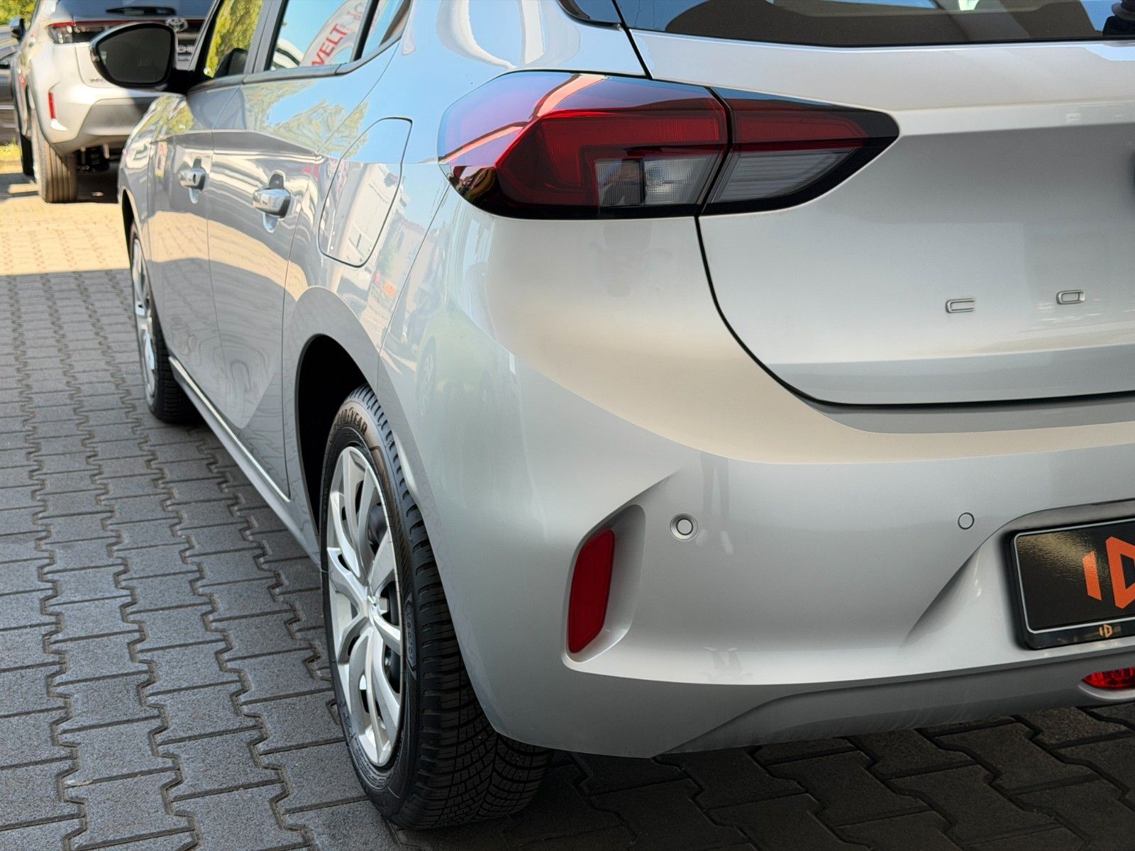Fahrzeugabbildung Opel Corsa F Edition 100PS PDC/Allwetter/SHZ!