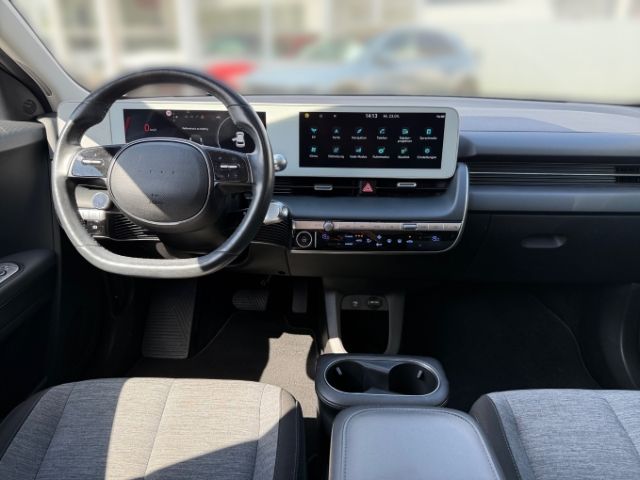 Fahrzeugabbildung Hyundai IONIQ 5 Dynamiq Elektro 72,6 +NAVI+KLIMA+PDC+RFK