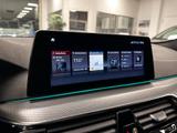 BMW M550d xDrive Touring A  - blaue BMW M550